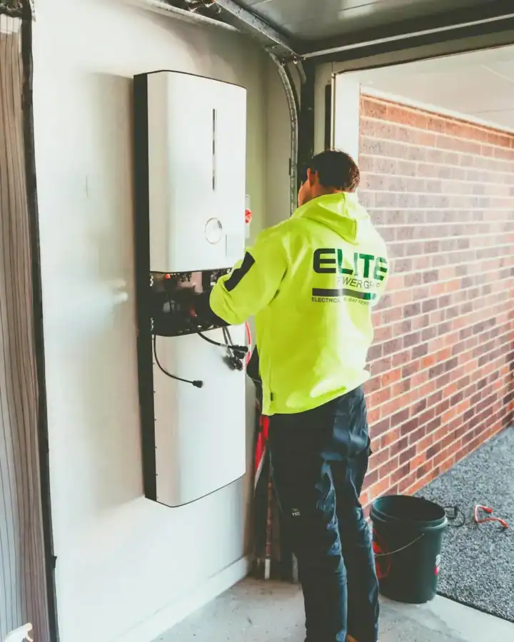 hvac electrical battery insall technician