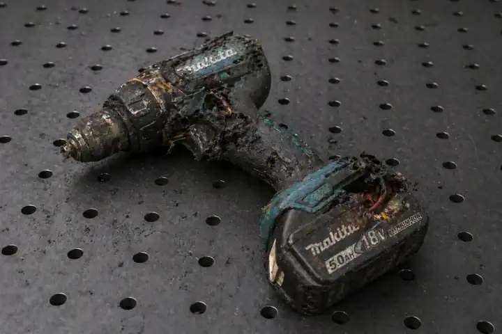 makita drill fire damaged